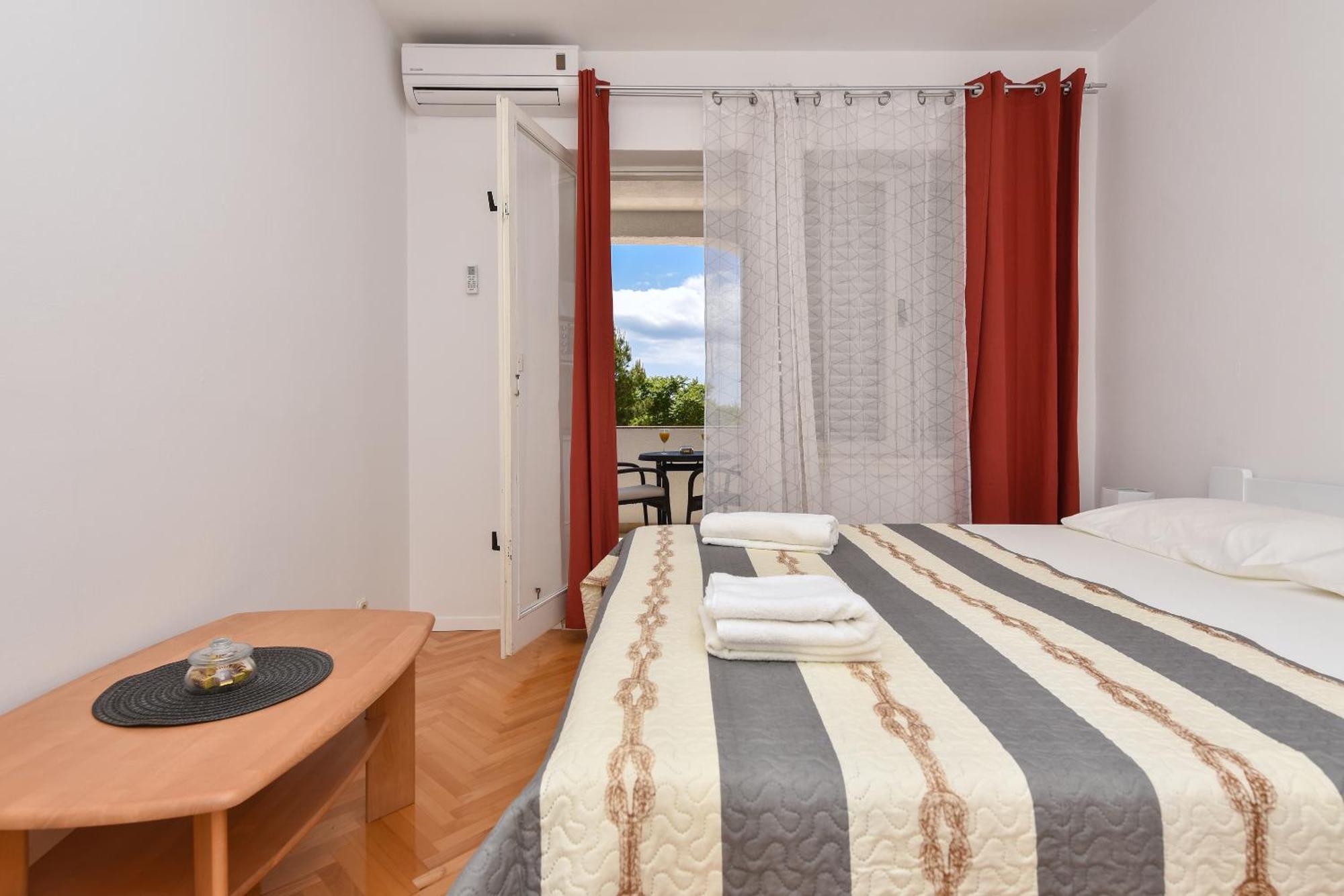 Апартаменты House Santro Башка-Вода Экстерьер фото